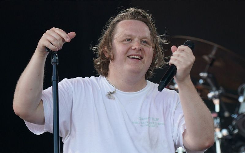 The Resilient Spirit: Glastonbury's Crowd Lifts Lewis Capaldi Amid Voice Struggles